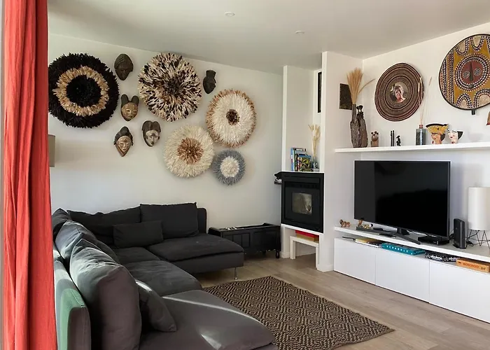 Hébergement de vacances Caloura 76 *